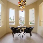2Br On Palm Jumeirah Shoreline 12 - Pool & Beach Access