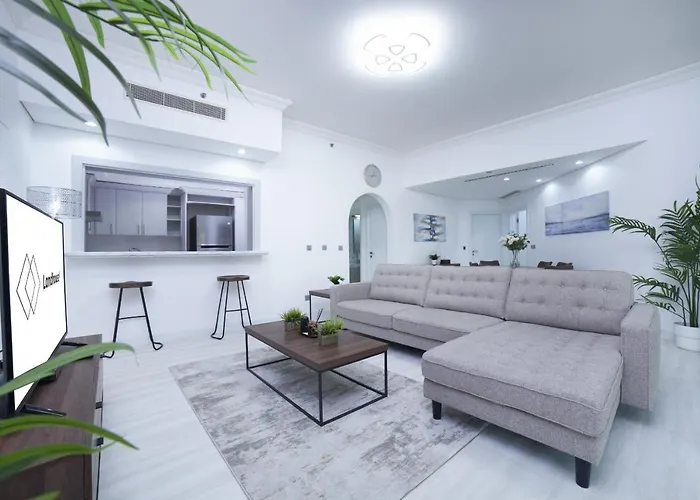 2Br On Palm Jumeirah Shoreline 12 - Pool & Beach Access